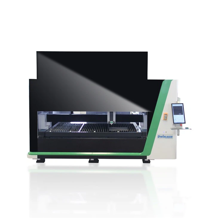 3015 Fully Covered Fiber Laser Cutting Machine For Sheet Metal